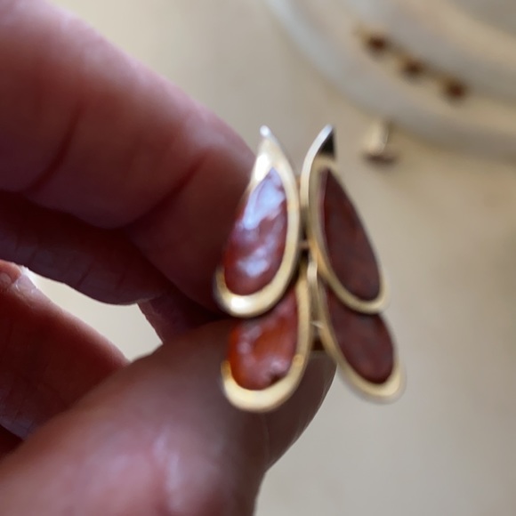 Vintage MCM Gold-Tone Cuff Links & Buttons PAT.2472958 - Picture 2 of 10